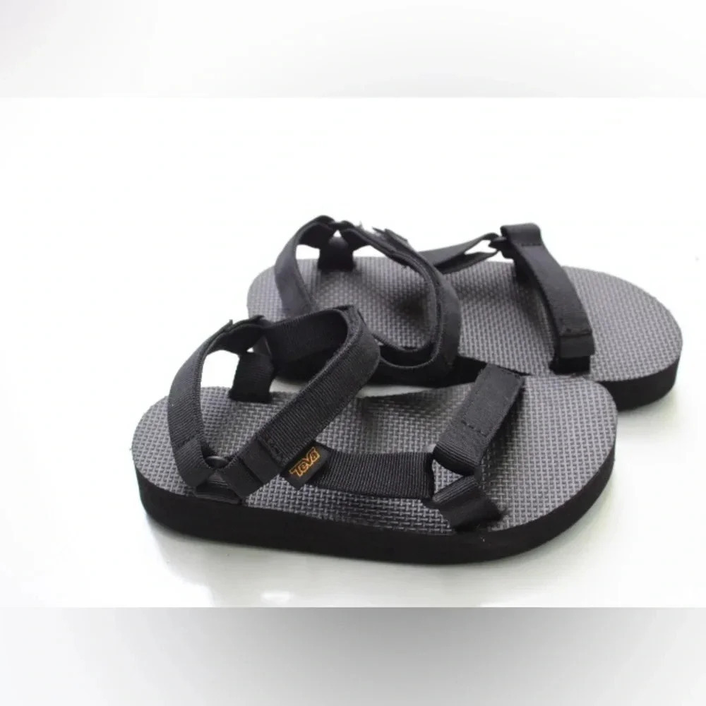 Teva kids universal sandals